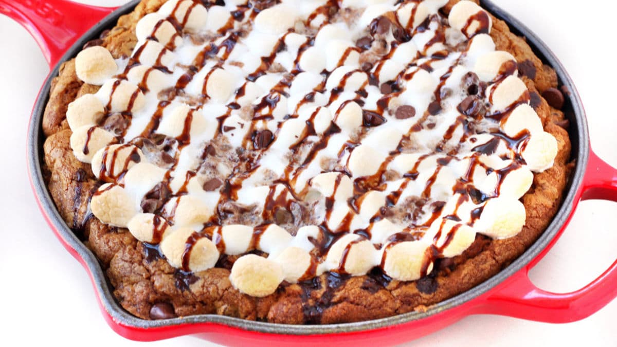 Deep-Dish S'mores Skillet Cookie