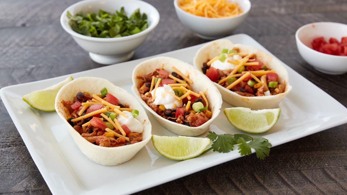 Easy Slow-Cooker Salsa Chicken